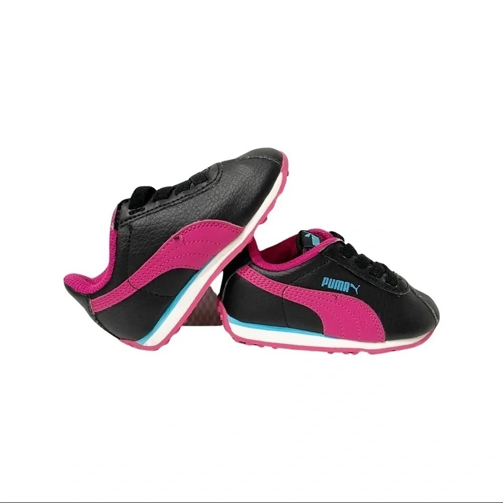 Puma Turin baby sneakers in black and hot pink color way. Size 6c